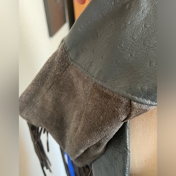 Vintage 1980s Leather Fringe Jacket Gray, Ostrich Print Leather and Suede - Sz M - Picture 13 of 17